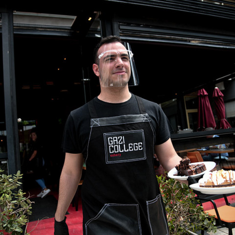 ΠΕΙΡΑΙΑΣ ΕΠΑΝΑΛΕΙΤΟΥΡΓΙΑ ΚΑΤΑΣΤΗΜΑΤΩΝ ΕΣΤΙΑΣΗΣ- ΚΑΦΕ