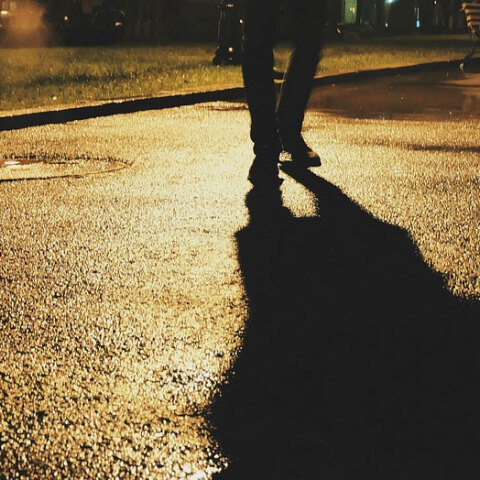 Οδηγός αυτοκινήτου παρέσυρε πεζό και τον εγκατέλειψε - Αναζητείται από την Αστυνομία