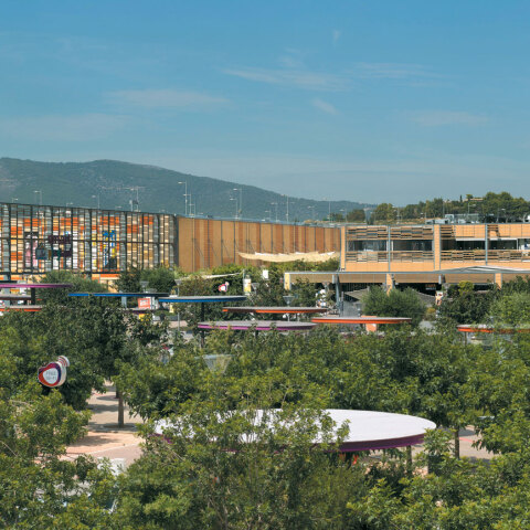 Το εμπορικό πάρκο Smart Park