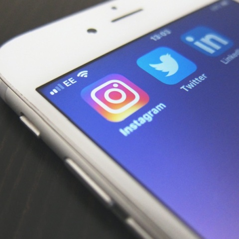 Εφαρμογές στο κινητό - Instagram, Twitter, Linkedin