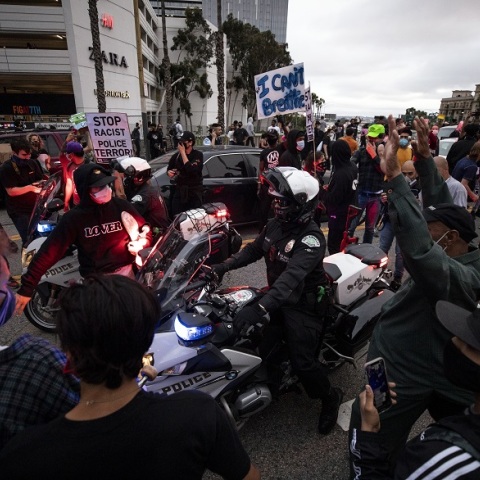 Διαδηλώσεις στις ΗΠΑ για τη δολοφονία του Φλόιντ