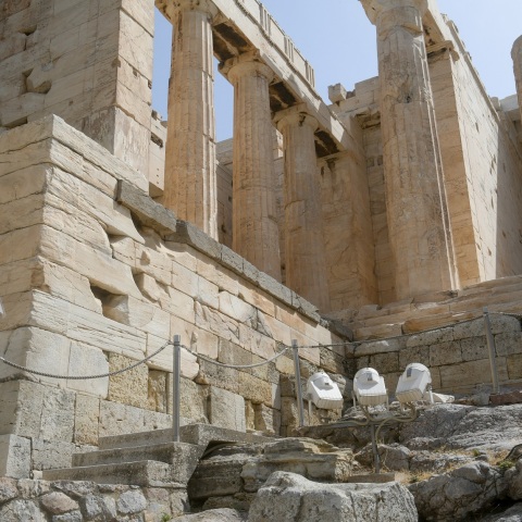 Υποχρεωτικό τεστ και καραντίνα 7 ημερών για τουρίστες από μη «ασφαλείς» επιδημιολογικά χώρες, προανήγγειλε ο ο υπουργός Τουρισμού, Χάρης Θεοχάρης
