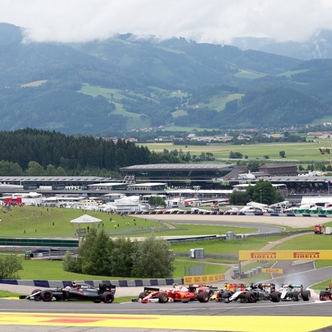 Δόθηκε το πράσινο φως για τη διεξαγωγή δύο γκραν πρι στις 5 και 12 Ιουλίου, όλα δείχνουν πως ξεκινά το φετινό πρωτάθλημα της Φόρμουλα 1