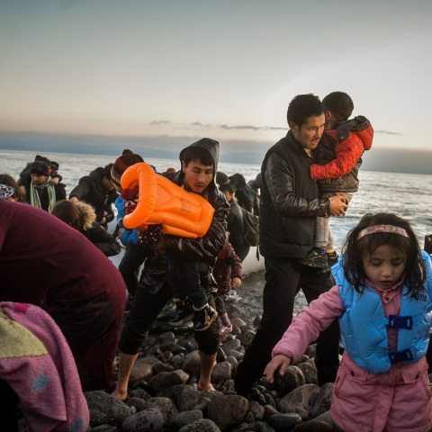 Σε ποσοστό άνω του 90% σε σχέση με το αντίστοιχο περυσινό μειώθηκαν οι μεταναστευτικές ροές το δίμηνο Απριλίου – Μαΐου, σύμφωνα με κυβερνητική ενημέρωση