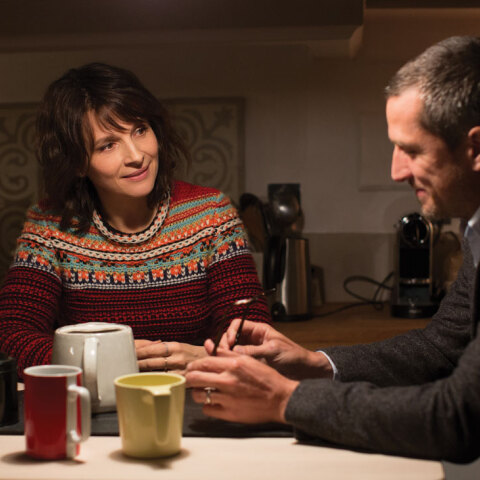 Η Ζιλιέτ Μπινός στην ταινία «Παιχνίδια Ζευγαριών»