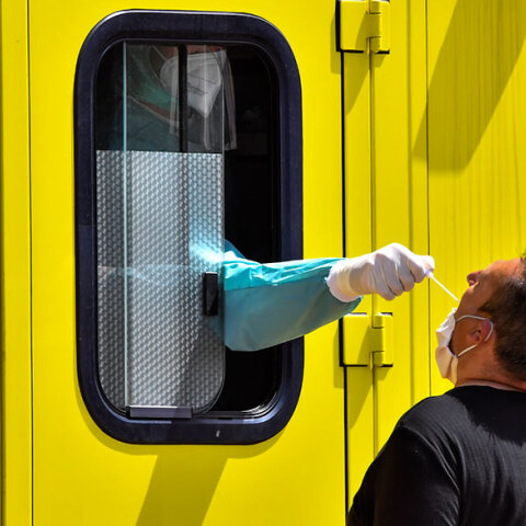 Πανδημία κορωνοϊού - Περισσότεροι από 407.000 οι νεκροί από Covid-19 σε όλο τον κόσμο