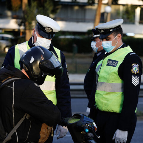 Μπαράζ ελέγχων από την Τροχαία το τριήμερο του Αγίου Πνεύματος
