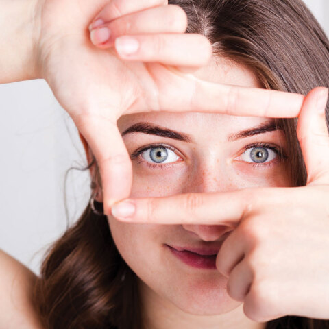 Tα οφθαλμολογικά σκευάσματα Artelac Ectoin & Artelac Complete προσφέρουν ενυδάτωση μακράς διάρκειας