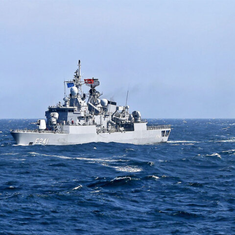 O Τούρκος υπουργός Άμυνας Χουλουσί Ακάρ πιστεύει ότι «δεν είναι αριθμητικά κατάλληλο για την Ελλάδα να πολεμήσει με την Τουρκία»