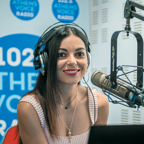 Χαρούλα Νικολαΐδου 