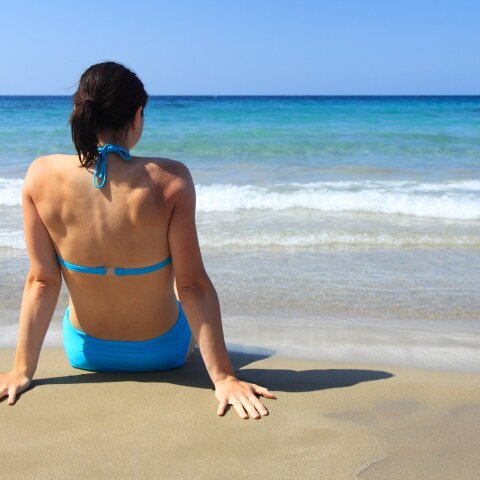 Σύσφιξη και ανόρθωση σε μπράτσα, μηρούς και γλουτούς χωρίς χειρουργείο