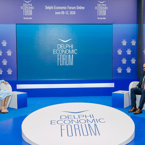 O υπουργός Επικρατείας Γιώργος Γεραπετρίτης στο 5ο Οικονομικό Φόρουμ των Δελφών