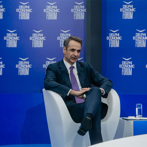 Ο Κυριάκος Μητσοτάκης στο 5ο Οικονομικό Φόρουμ των Δελφών - Η συζήτηση με τον ιστορικό και συγγραφέα Νάιαλ Φέργκιουσον