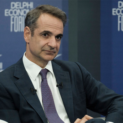  Delphi Εconomic Forum - Συζήτηση Μητσοτάκη με τον καθηγητή του Stanford, Niall Ferguson