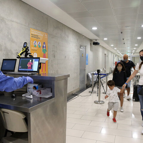 Έλεγχοι στο αεροδρόμιο της Λάρνακας για κορωνοϊό