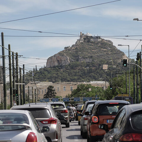 Αυξημένη η κίνηση στους δρόμους της Αθήνας 