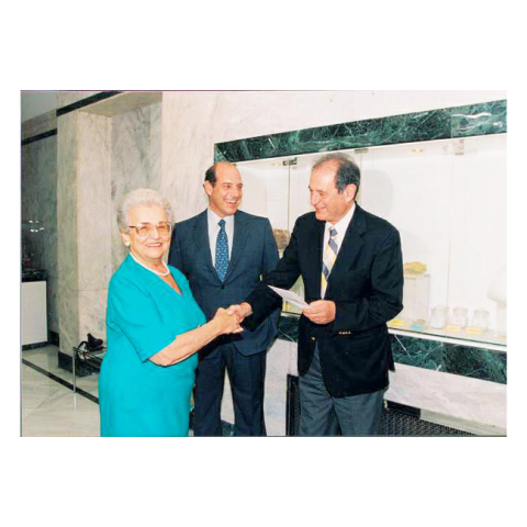 Υποτροφία «γυναίκες του μέλλοντος», θεσπίζει το Alba Graduate Business School, The American College of Greece για να τιμήσει τη μνήμη της Καίτης Κυριακοπούλου.