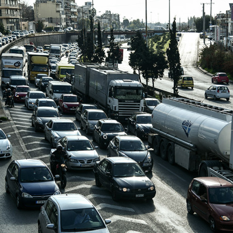 ΑΡΧΕΙΟ - Μποτιλιάρισμα στον Κηφισό