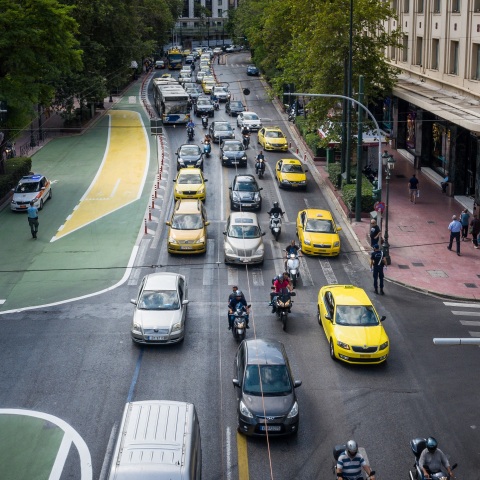 Ο Μεγάλος Περίπατος της Αθήνας στην οδό Πανεπιστημίου 