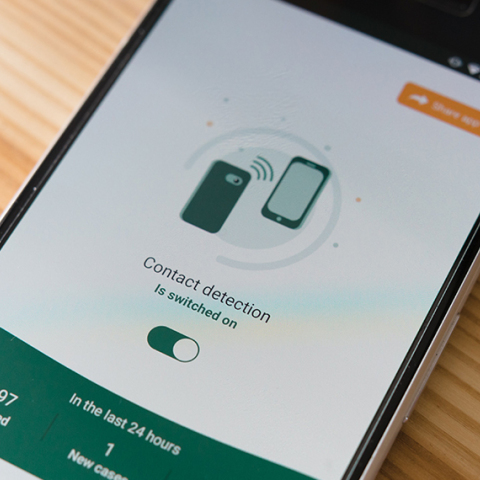Εφαρμογών στα κινητά για την ιχνηλάτηση κρουσμάτων κορωνοϊού