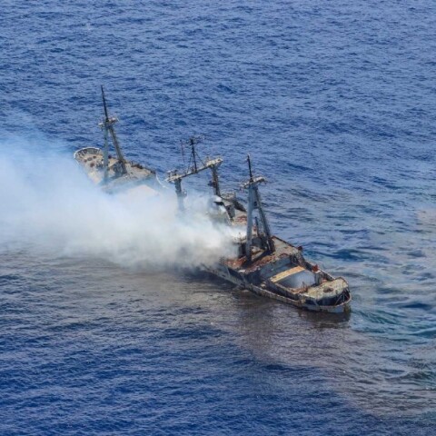 Πλάνα από την άσκηση του πολεμικού ναυτικού και της πολεμικής αεροπορίας 