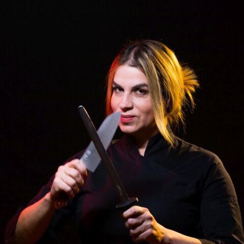 Meat& Grill το εστιατόριο της Μυρσίνης Λαμπράκη