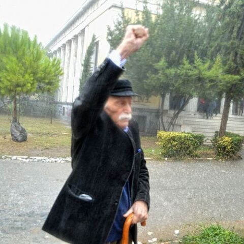 Μανώλης Γλέζος