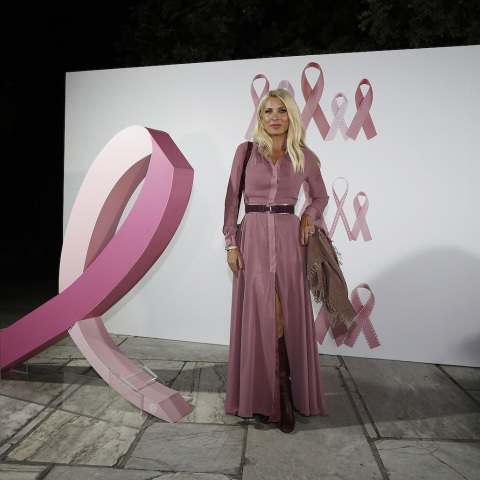 Το twitter αποχαιρετά την Ελένη Μενεγάκη