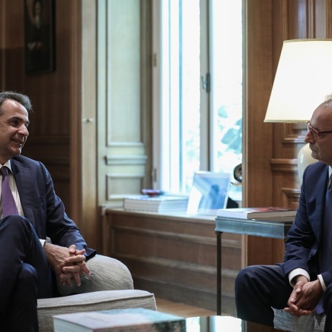 ΣΥΝΑΝΤΗΣΗ ΤΟΥ ΠΡΩΘΥΠΟΥΡΓΟΥ ΚΥΡ. ΜΗΤΣΟΤΑΚΗ ΜΕ ΤΟΝ ΠΡΟΕΔΡΟ ΤΟΥ ΔΗΣΥ ΑΒ. ΝΕΟΦΥΤΟΥ