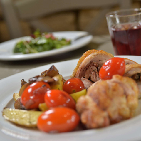 Ελλήνων Μυθαγωγία: Η Ελλάδα στo πιάτο σας