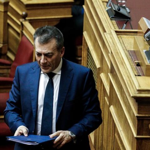 Γιάννης Βρούτσης 