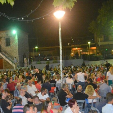 Εικόνες συνωστισμού σε γλέντι στην Αλίαρτο