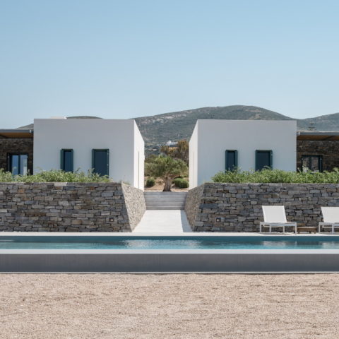 Hide And Seek Πάρος