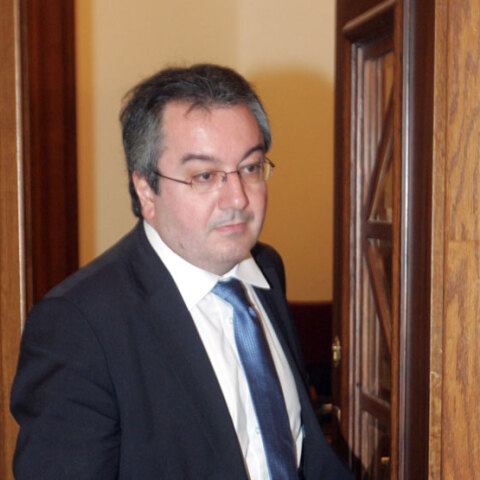 Ηλίας Μόσιαλος για τον  κορωνοϊό