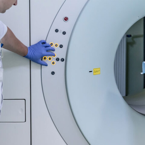 Μαγνητικός τομογράφος