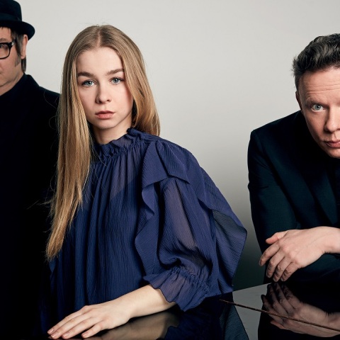 To συγκρότημα Hooverphonic