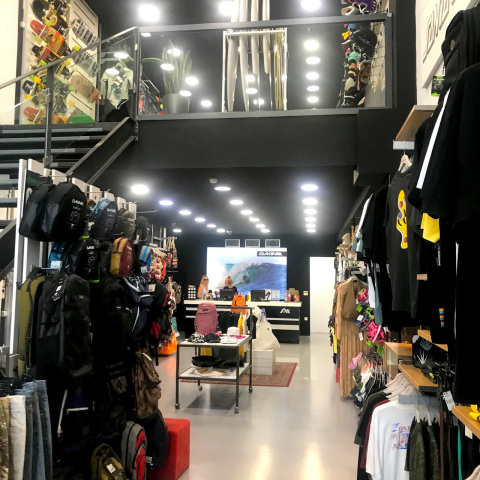 FrozenWave Stores: All about Surf, Snow, Skate, Bike, Style