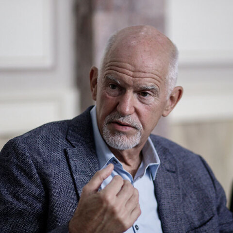 Ο Γιώργος Παπανδρέου στην έκτακτη συνεδρίαση της ΚΟ του ΚΙΝΑΛ