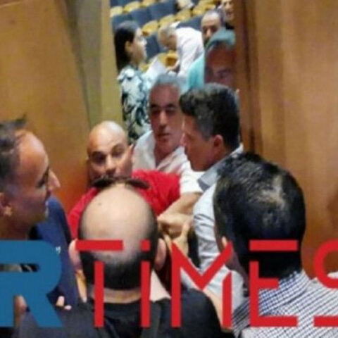 «Άναψαν» τα αίματα στο Δημοτικό Συμβούλιο Καλαμαριάς