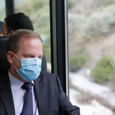 Ο Κώστας Αχ. Καραμανλής, υπουργός Υποδομών και Μεταφορών εγκαινίασε τη νέα γραμμή του Προαστιακού «Κιάτο - Ροδοδάφνη»