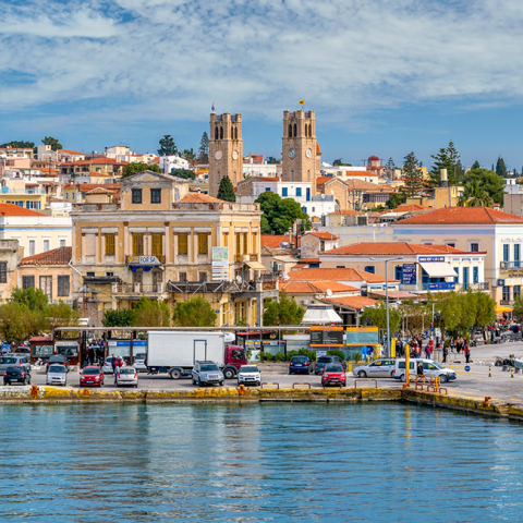 Αίγινα: Το λιμάνι και οδηγός για αξιοθέατα, παραλίες, φαγητό, διασκέδαση