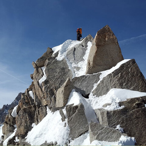 Τραγωδία στις Γαλλικές Άλπεις: 7 νεκροί από πτώση σε γκρεμό