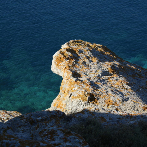 Πάτμος: Τι να δεις, πού να κολυμπήσεις, πού να μείνεις και πού να φας το καλοκαίρι του 2020