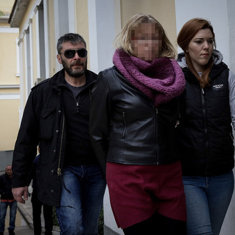 ΑΠΟΛΟΓΙΑ ΣΤΟΝ ΑΝΑΚΡΙΤΗ ΤΗΣ 57ΧΡΟΝΗΣ ΓΙΑ ΤΗΝ ΔΟΛΟΦΟΝΙΑ ΤΟΥ 64ΧΡΟΝΟΥ ΜΕΣΙΤΗ ΣΤΟ ΧΑΛΑΝΔΡΙ