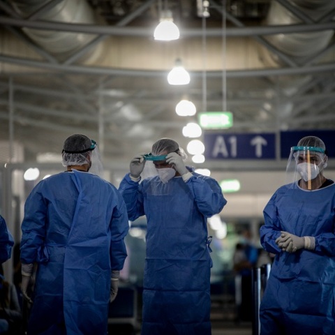 ΕΛΕΓΧΟΙ ΕΠΙΒΑΤΩΝ  ΓΙΑ ΤΟΝ ΕΝΤΟΠΙΣΜΟ ΚΡΟΥΣΜΑΤΩΝ ΚΟΡΩΝΟΪΟΥ ΣΤΟΝ ΔΙΕΘΝΗ ΑΕΡΟΛΙΜΕΝΑ ΑΘΗΝΩΝ «ΕΛ. ΒΕΝΙΖΕΛΟΣ»