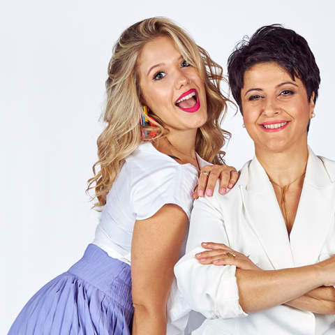 Νίνα Μαζάνη, Ασμίκ Μπεγκλαριάν