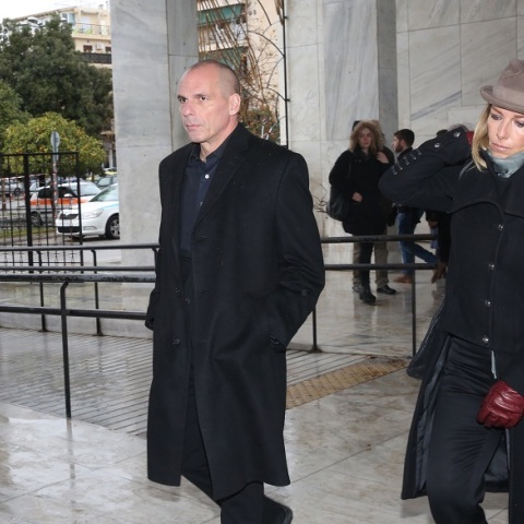 Γιάνης Βαρουφάκης, Δανάη Στράτου