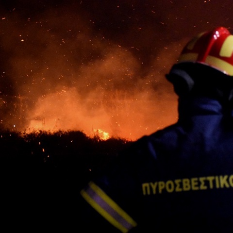 Ποιες περιοχές της χώρας αντιμετωπίζουν υψηλό κίνδυνο πυρκαγιάς αύριο Κυριακή 19 Ιουλίου, σύμφωνα με τη Γενική Γραμματεία Πολιτικής Προστασίας