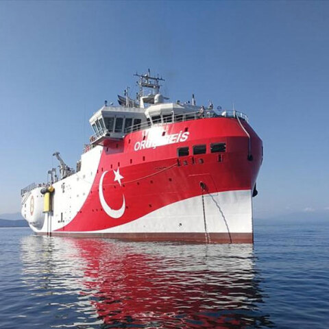 To Oruc Reis παραμένει αγκυροβολημένο σε ναυτική βάση στην Αττάλεια - Περίπου 70 ναυτικά μίλια από το Καστελόριζο