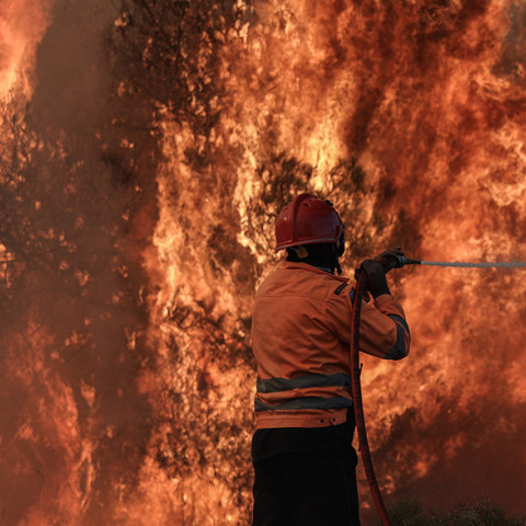  ΠΥΡΚΑΓΙΑ ΣΤΙΣ ΚΕΧΡΙΕΣ ΚΟΡΙΝΘΙΑΣ 